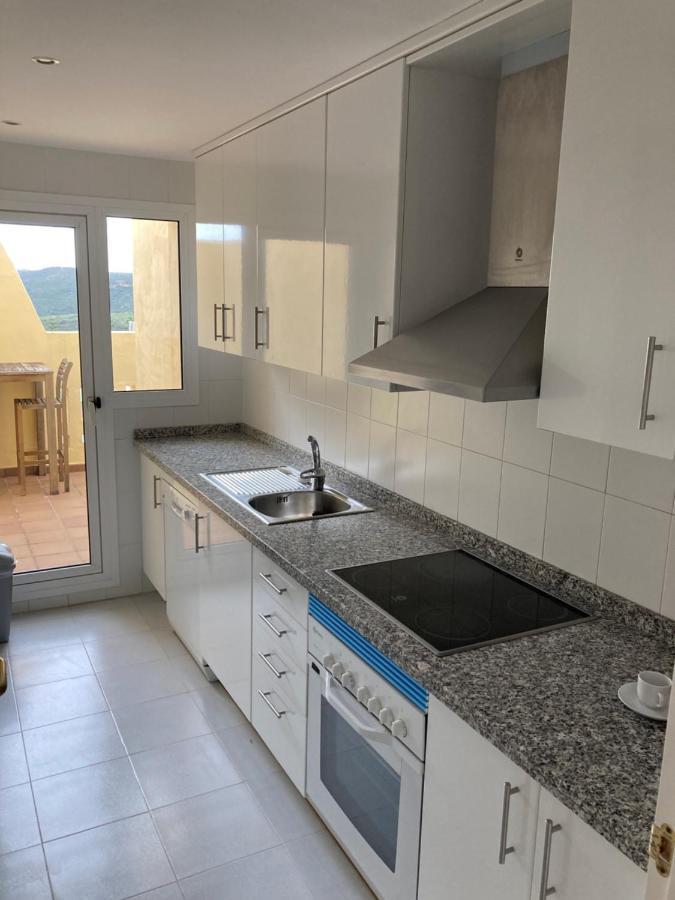 2 Bed Penthouse Apartment Manilva Dış mekan fotoğraf