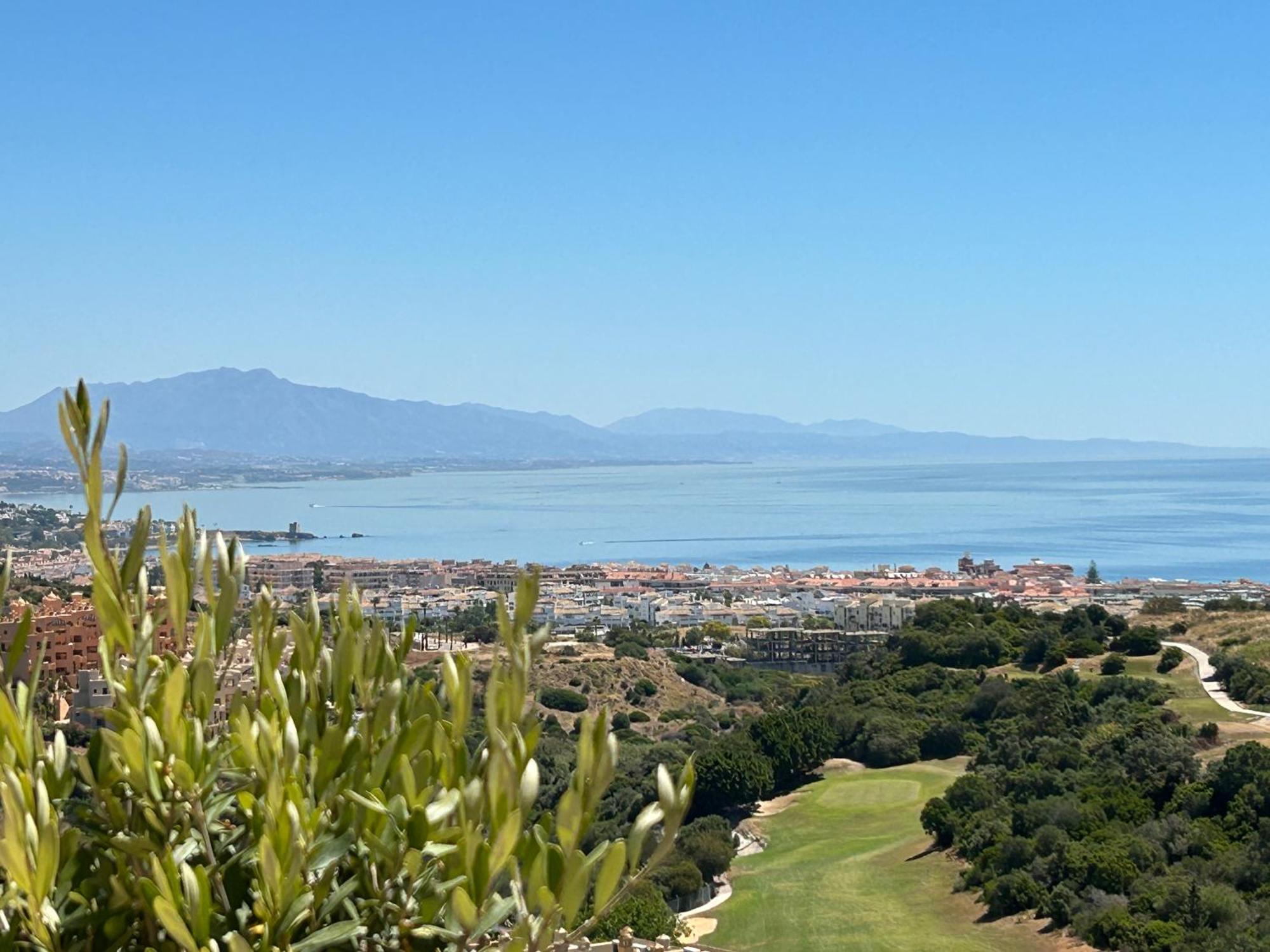 2 Bed Penthouse Apartment Manilva Dış mekan fotoğraf
