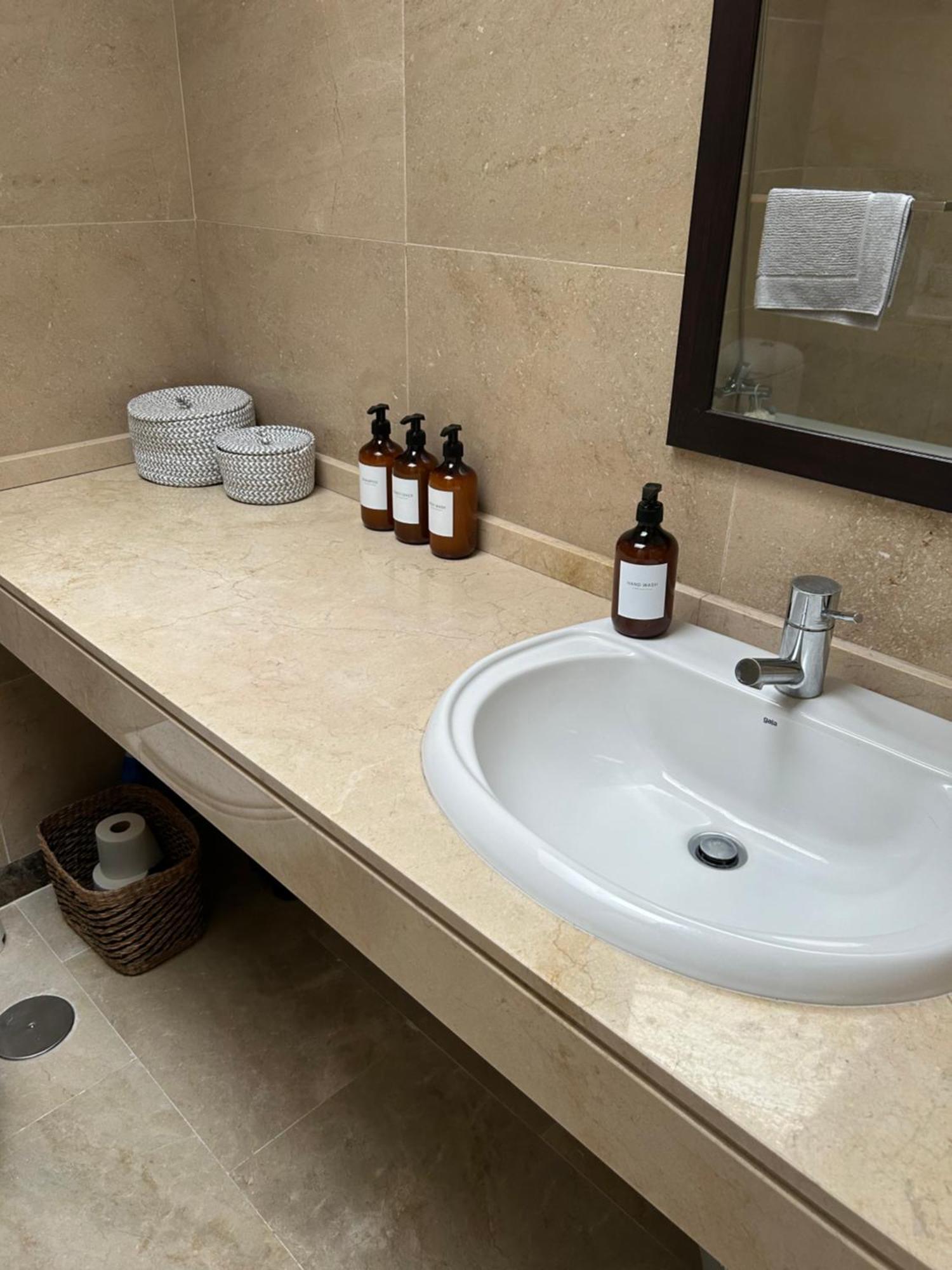 2 Bed Penthouse Apartment Manilva Dış mekan fotoğraf